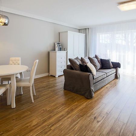 Apartament Paryski เมียนซิดดรอแย ภายนอก รูปภาพ