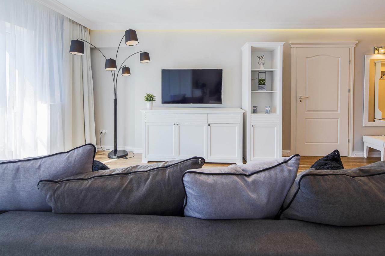 Apartament Paryski เมียนซิดดรอแย ภายนอก รูปภาพ