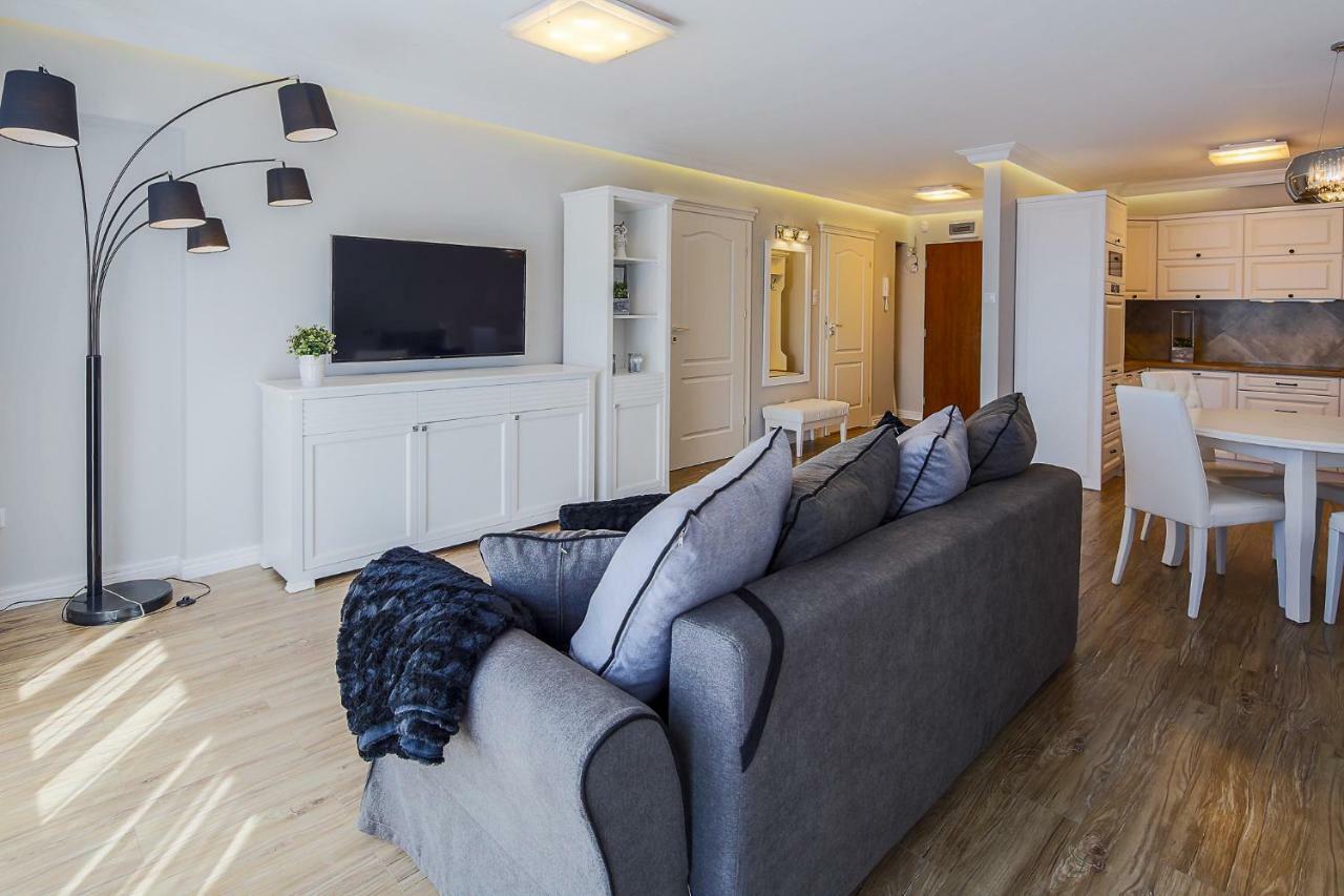 Apartament Paryski เมียนซิดดรอแย ภายนอก รูปภาพ